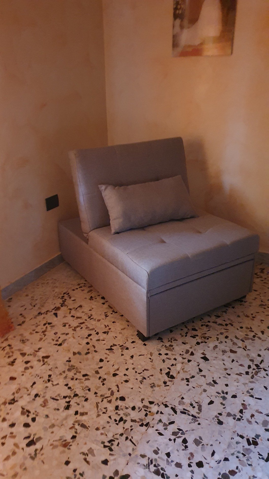 Poltrona 3-in-1 in modalità letto